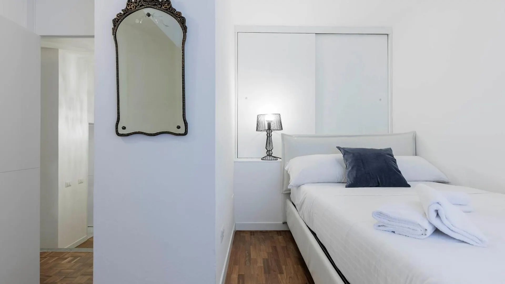 Ponte Vecchio Charming Apartment فلورنس